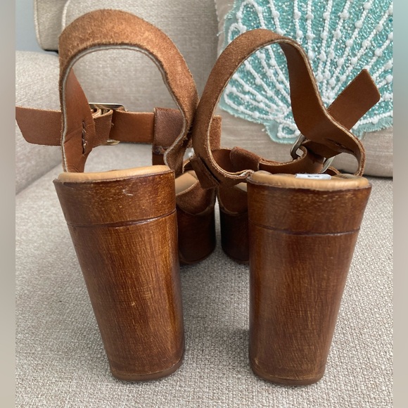 Lulla Platform Wood Heel With Suede Straps - Picture 3 of 6